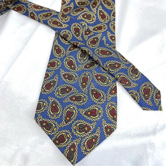 HUGO BOSS Silk Tie - Luxe Chain Print in Cobalt Blue - Picture 2 of 7